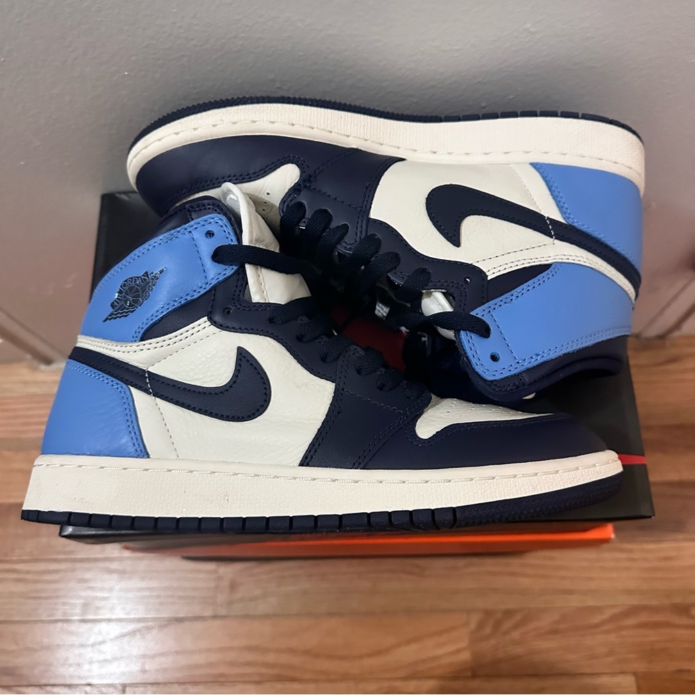 Nike Air Jordan 1  Obsidian UNC 2019